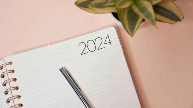 BofA Predicts Apple's First Foldable iPhone Launch in 2024