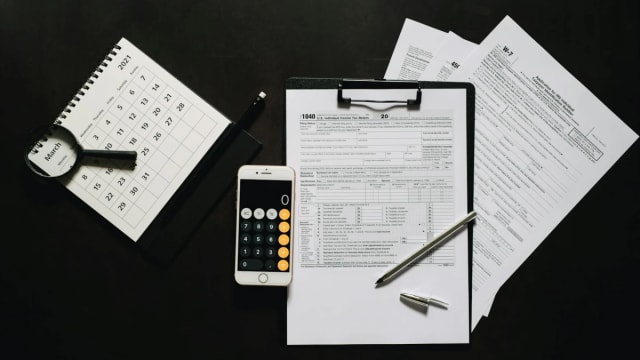 OPEN TEXT CORP (OTEX) files Form 13G on May 1
