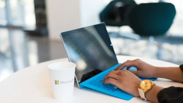 Microsoft (MSFT) in Talks to Modify Energy Commitments Amid Growth