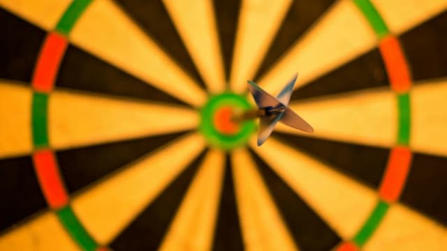 General Dynamics (GD) Target Lowered to $364 by Citigroup