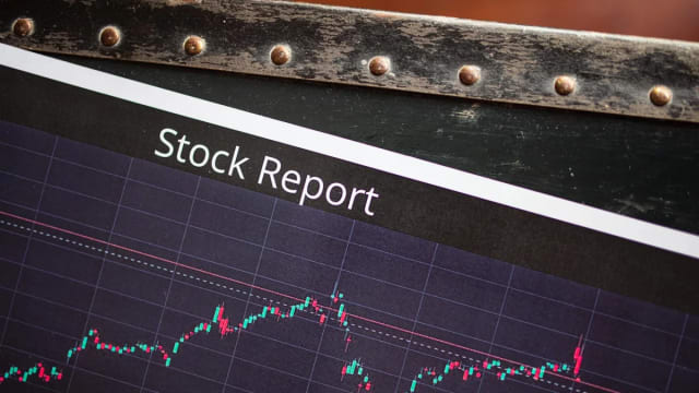 Intercontinental Exchange stock slides on trading volume drop