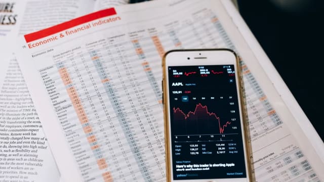 Apple (AAPL) Suppliers Report Declining Performance Amid Cost Issues