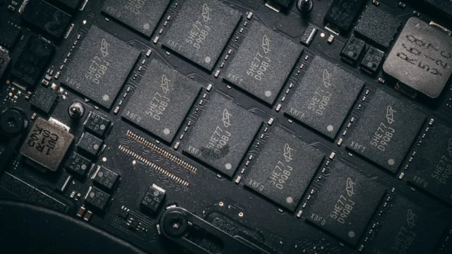 Lumentum (LITE) Optical Components SWOT Analysis Highlights