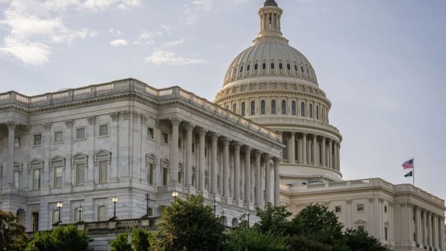 US Senate Deliberates Permanent Daylight Saving Time Impact