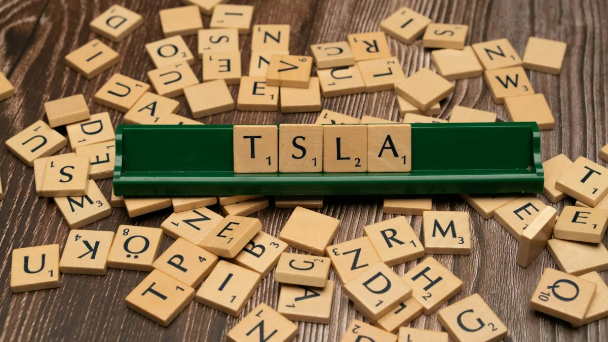 Tesla's China Sales Surge, Outpacing Declines in BYD Deliveries