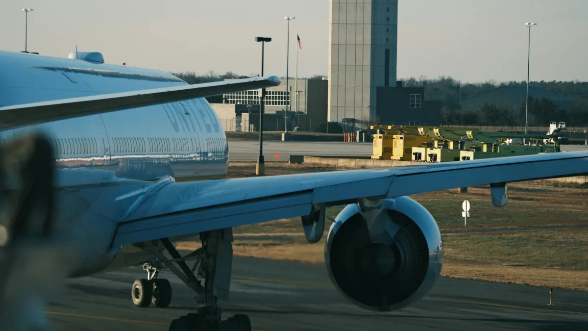 FAA Halts Flights at DC Airports Due to Chemical Smell Incident