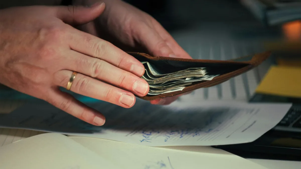 Bill Ackman's Strategy: Aiming for a Berkshire-Hathaway Style Investment Model