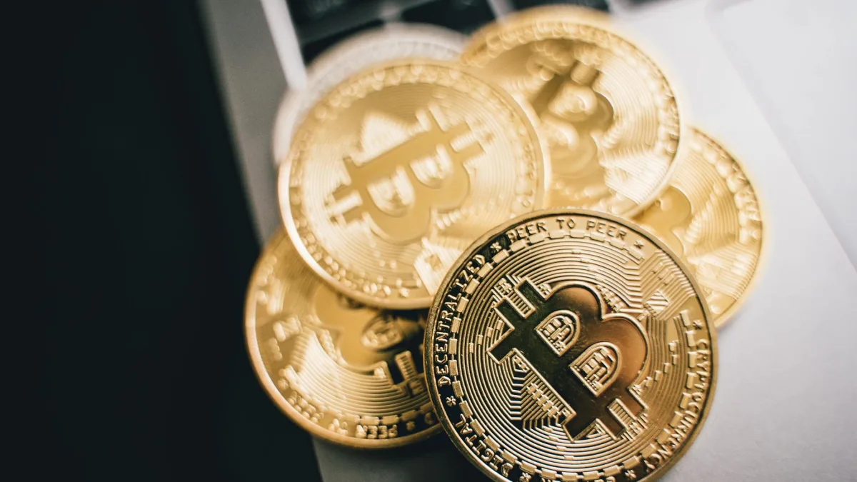 Bitcoin vs. Index Funds: Where to Invest $1,500 Today