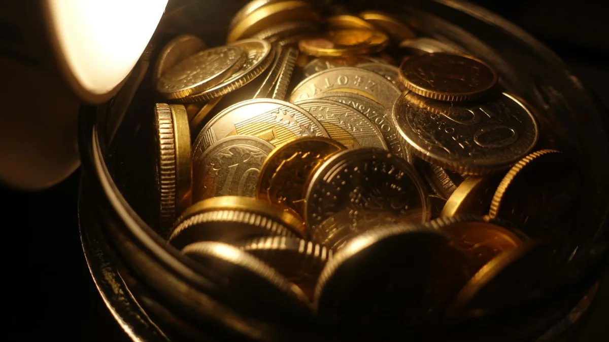 FedEx Earnings: Transportation Costs and Consumer Attitudes in Focus