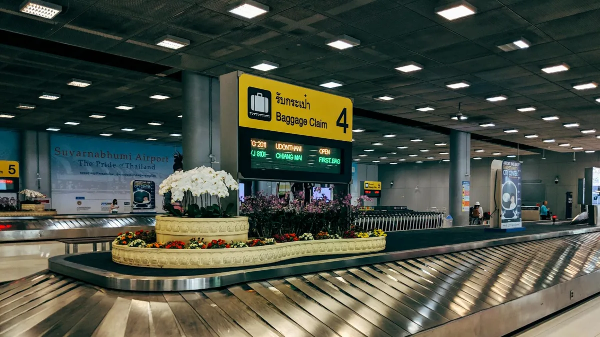 Democrats Criticize FCC Chair's Threats to Broadcast Licenses Amid Fake News Claims