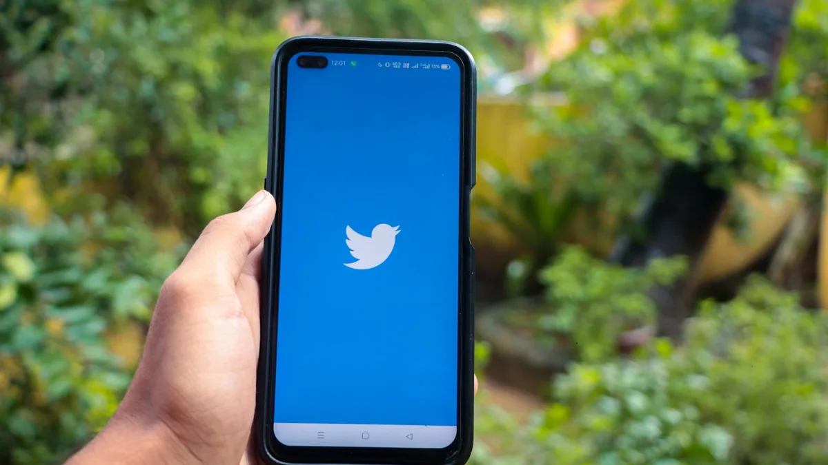 Elon Musk and SEC Negotiating Settlement Over Twitter Disclosure Lawsuit