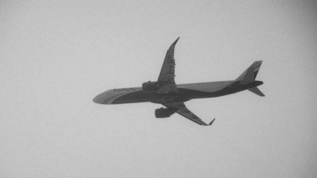 United Airlines to Reduce Flights amid Rising Oil Prices Forecast