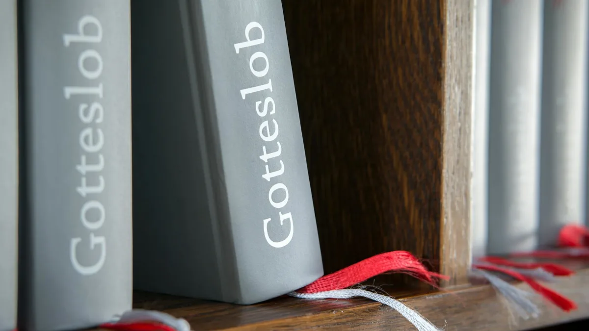 Dow Jones Recovers Late After Sell-Off Amid Iran War Considerations