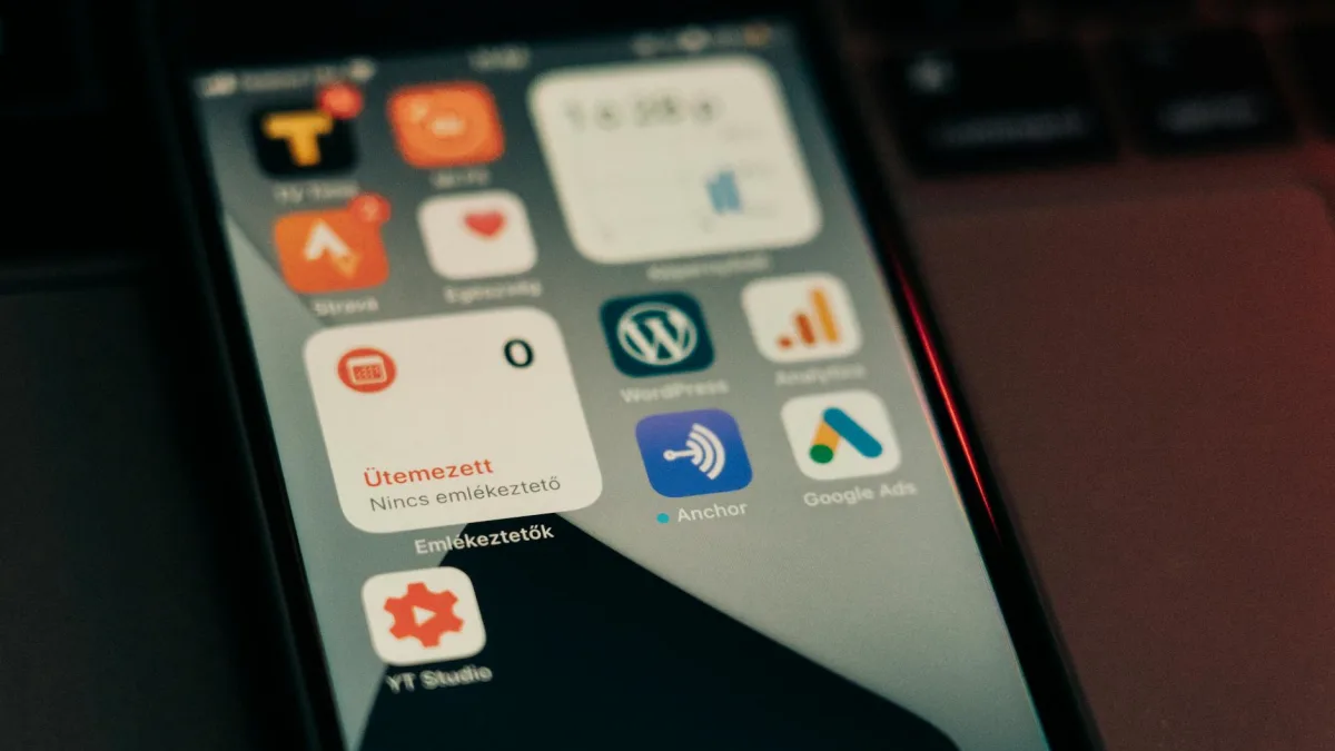 SMB Perspectives on GOOGL, META, and ChatGPT Advertising in 2023