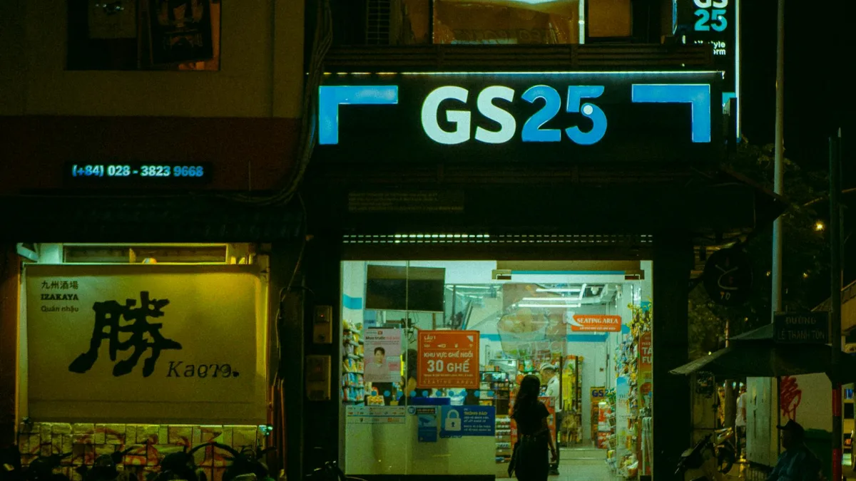 Asia Stocks Decline as Iran Conflict Escalates; Nikkei 225 Falls 3.4%