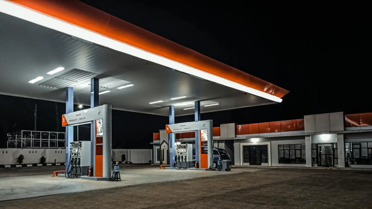 Irish Government Cuts Fuel Excise Duty by 20c on Diesel and 15c on Petrol