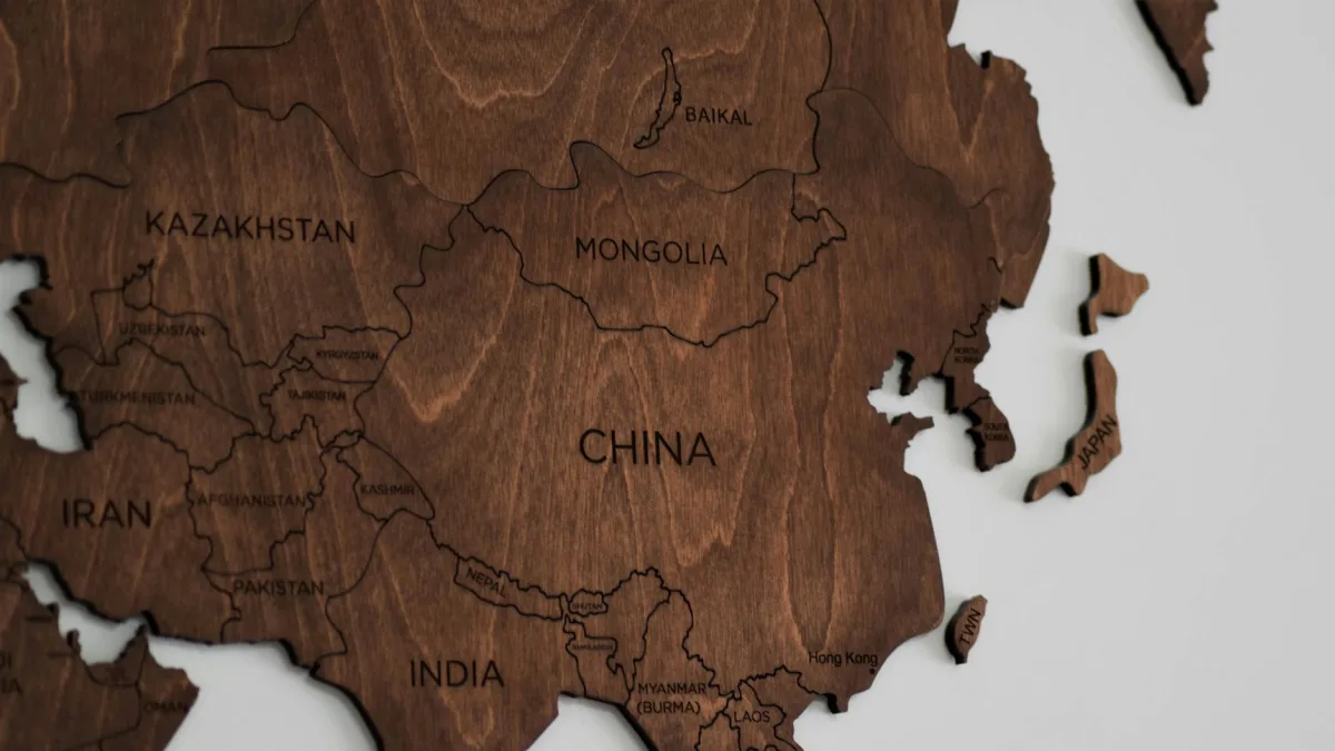 Trump Initiates Iran Talks Amid Rising Tensions with Allies