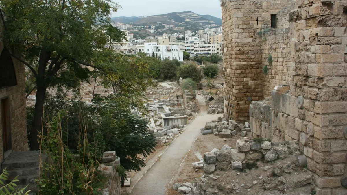 Iran Conducts Missile Attack on Israel Amid Tensions