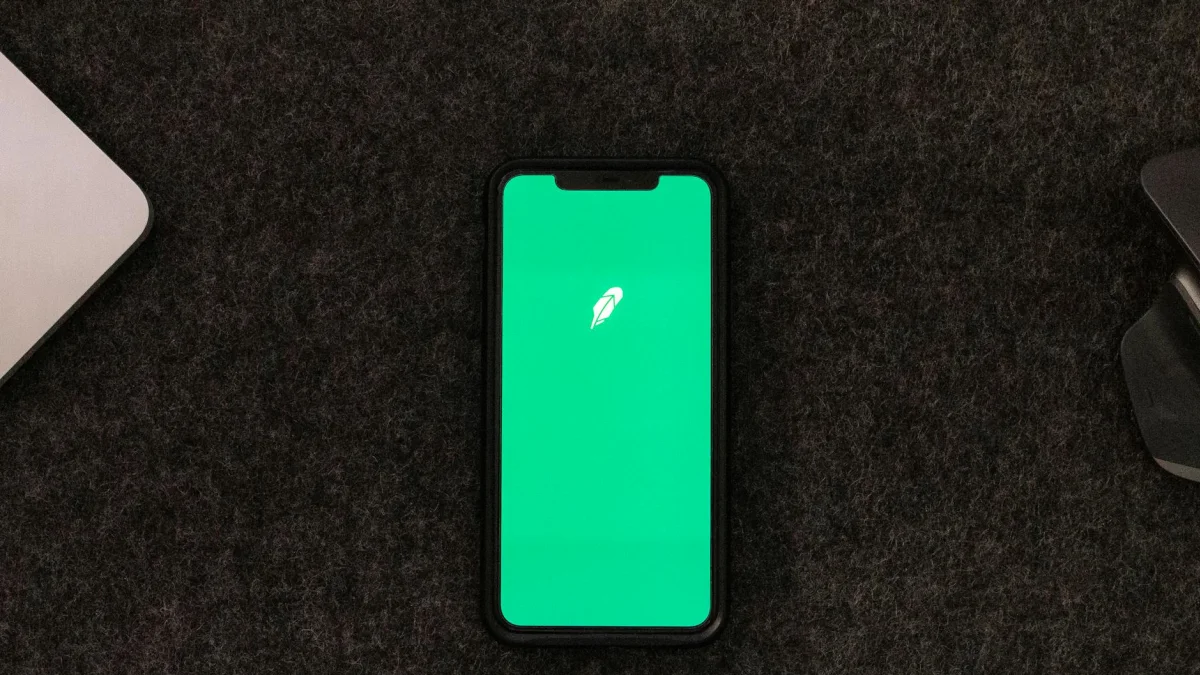 Kratos Defense Stock Falls 5.5% Amid New 5G Project Announcement