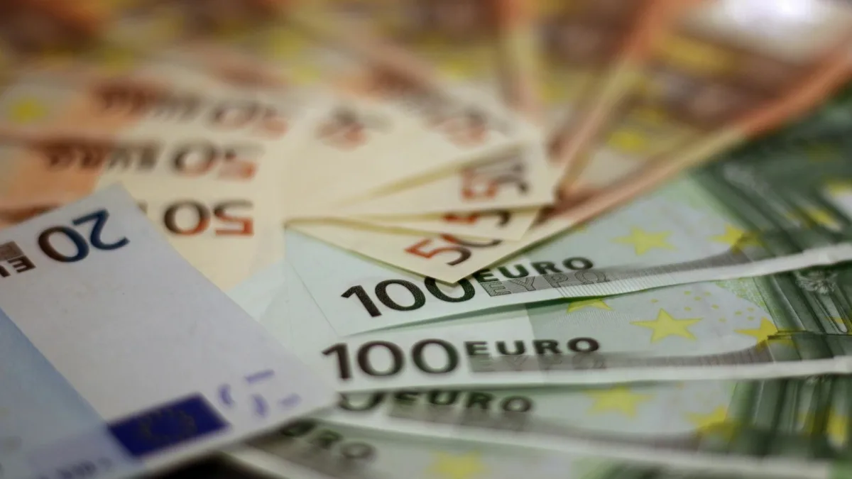 Abivax Plans Fundraising Post-Junior Trial Data; Cash Reserves at €530M