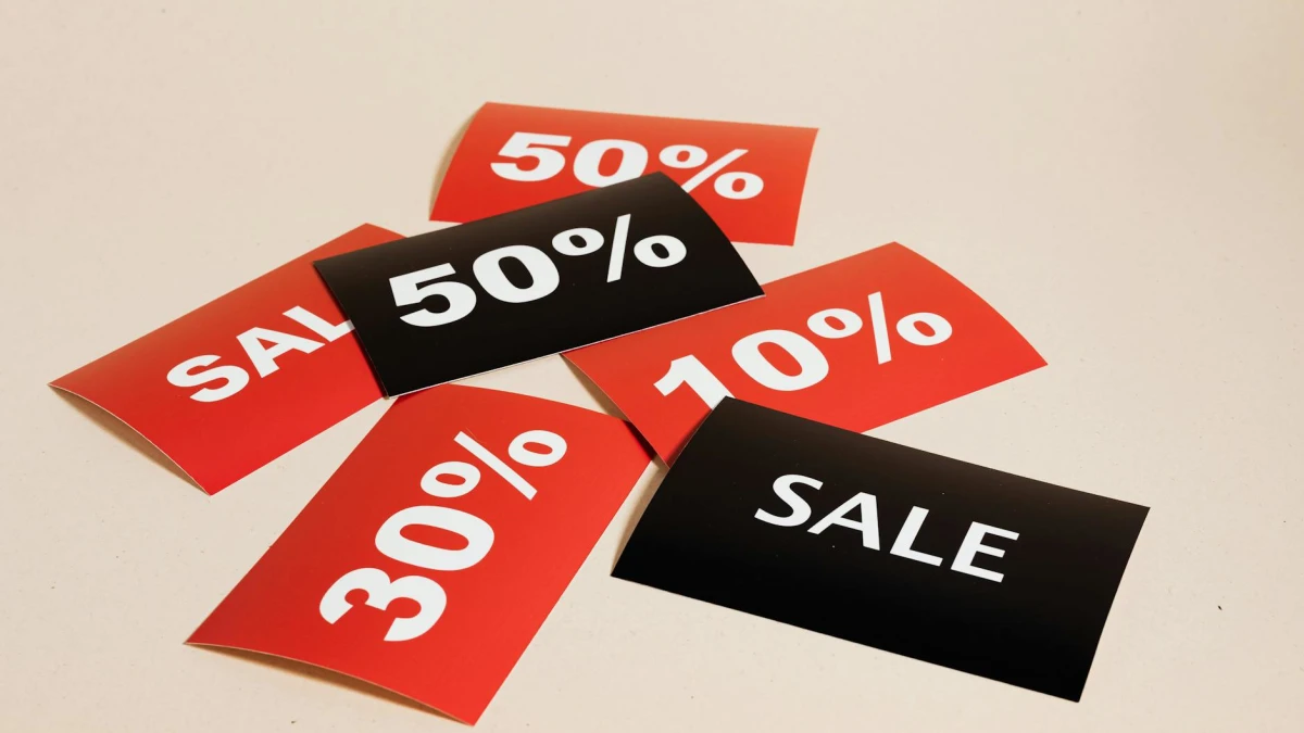 Warner Bros to Hold Shareholder Vote on $110 Billion Paramount Deal April 23