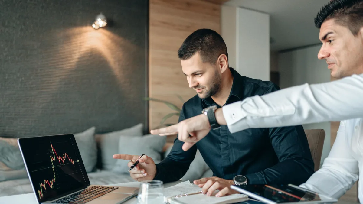 UK CMA Investigates Just Eat, Autotrader, and Others for Fake Reviews