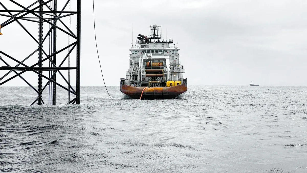 Brent oil rises 2.7% to $110.94 amid Iran supply concerns