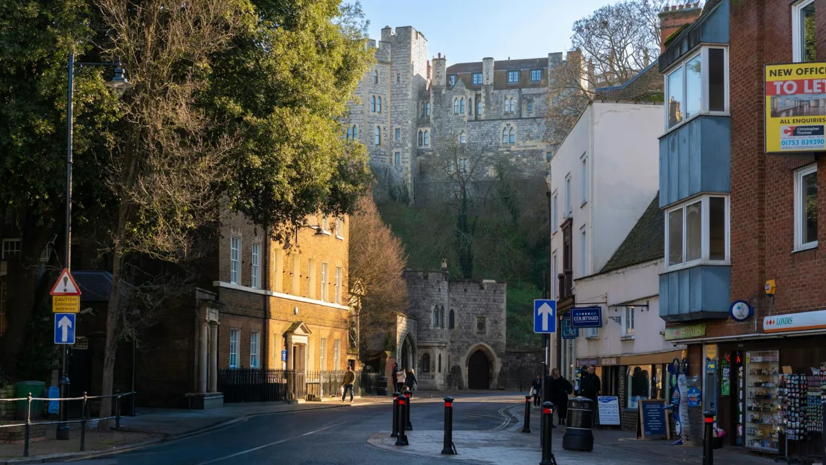 Berkshire Hathaway Faces Longest Losing Streak Since 2018 with 4.7% Drop
