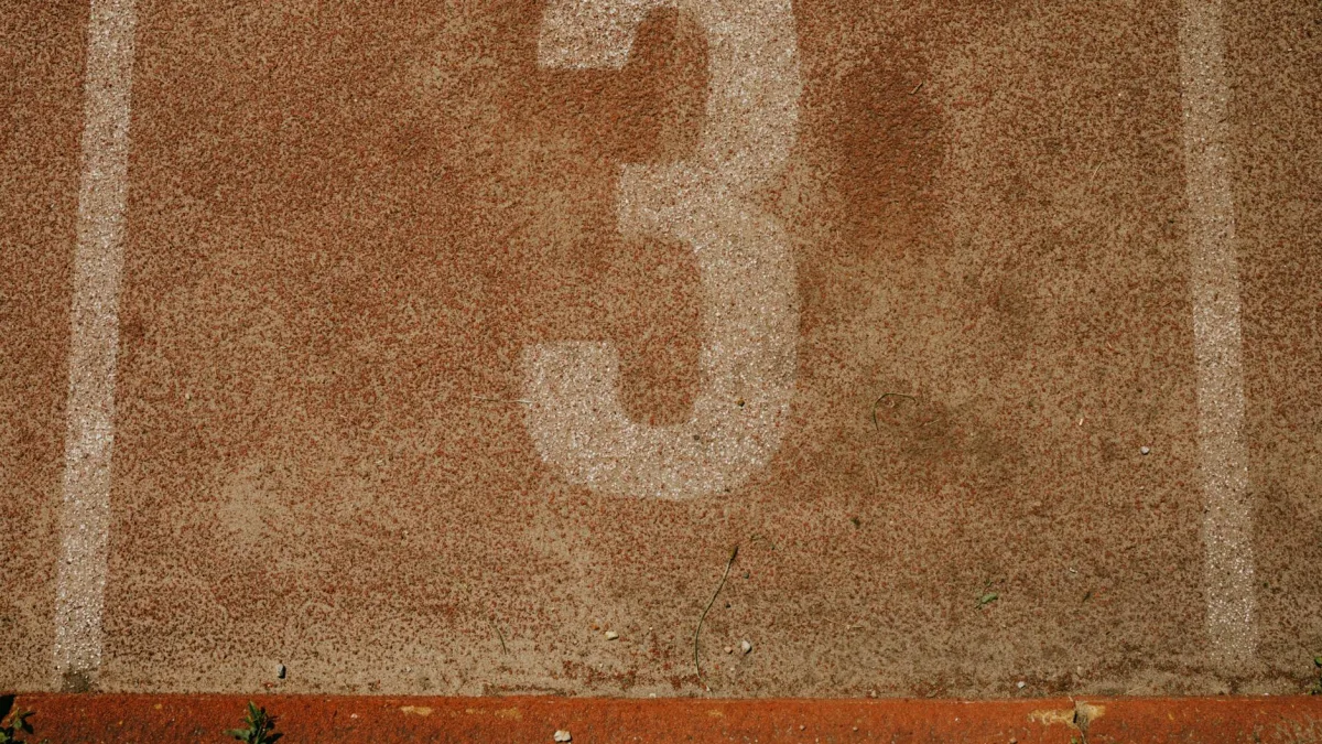 Top 3 Dividend Stocks for Retirees Featuring High Dividend Yields