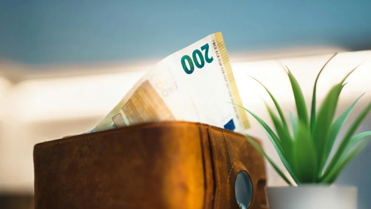 Rosenblatt Securities Sets Palantir Price Target at $200, 25% Upside Potential