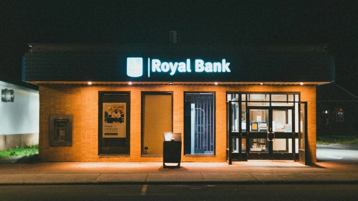 Royal Bank of Canada Highlights HSBC Integration Gains and NIM Challenges