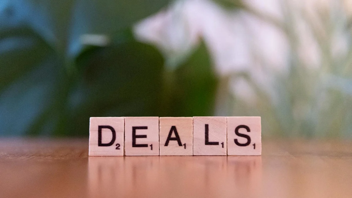 JPMorgan Secures $55B EA Deal Financing Amid Market Volatility