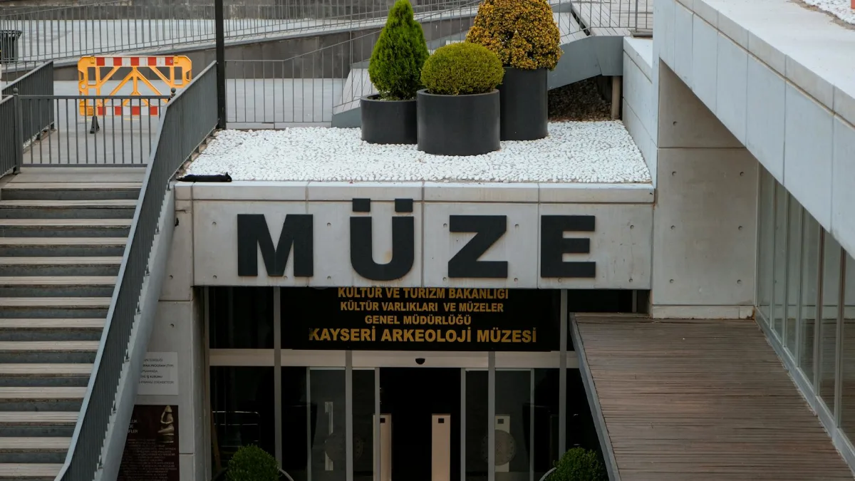 Eurozone Government Bonds Experience Significant Decline Amid Fiscal Concerns