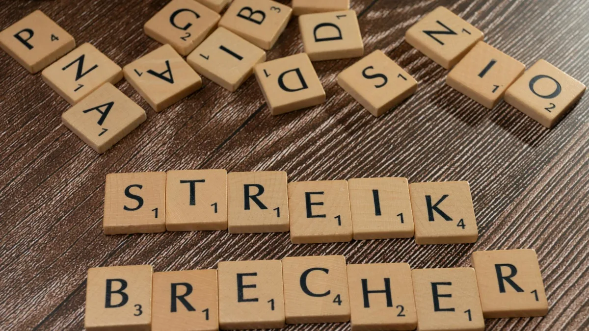 Gold Prices Stabilize Amid Ongoing Conflict in Iran Entering Fifth Week