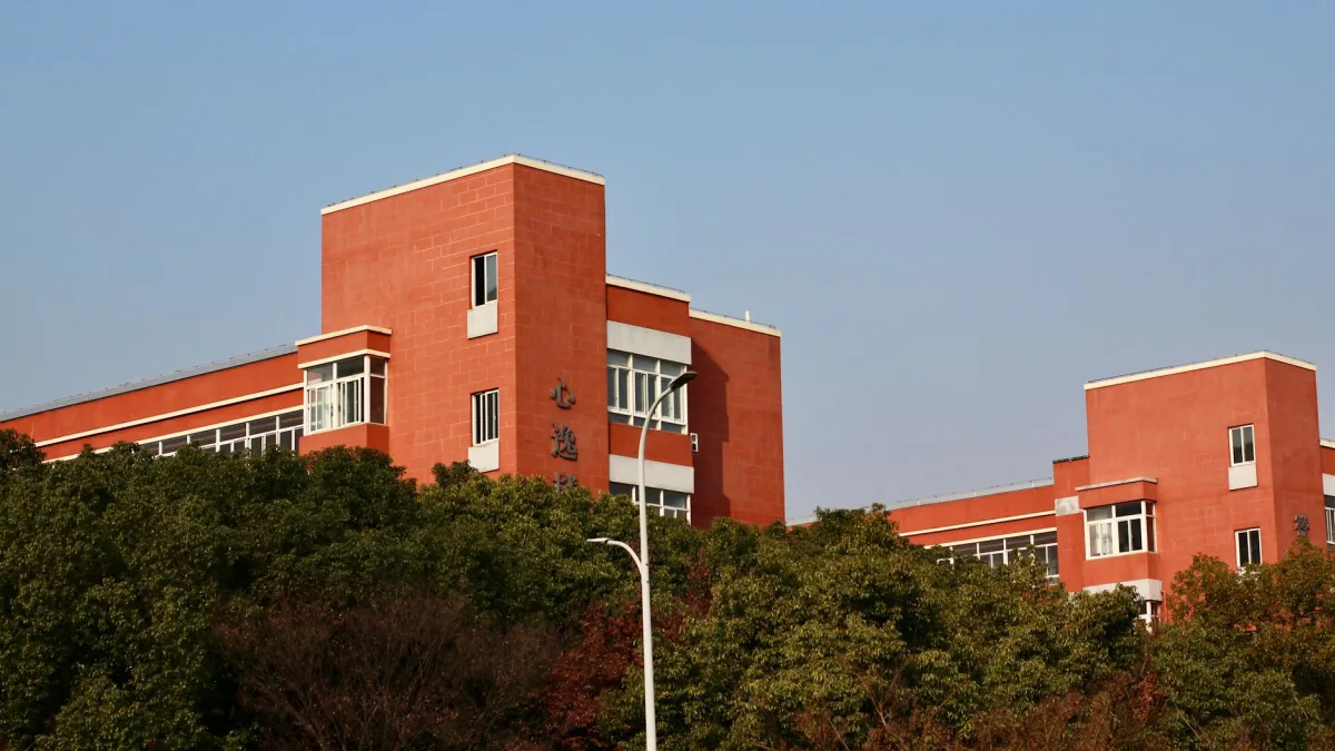 S&P 500 Faces Correction as Over Half Sectors Decline Significantly