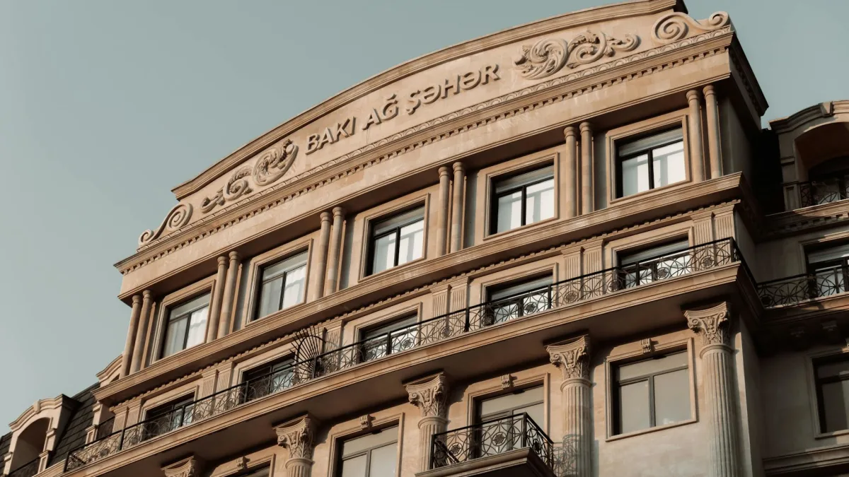 Berkshire Hathaway (BRK-B) Faces 8 Straight Losses Amid Oil Surge