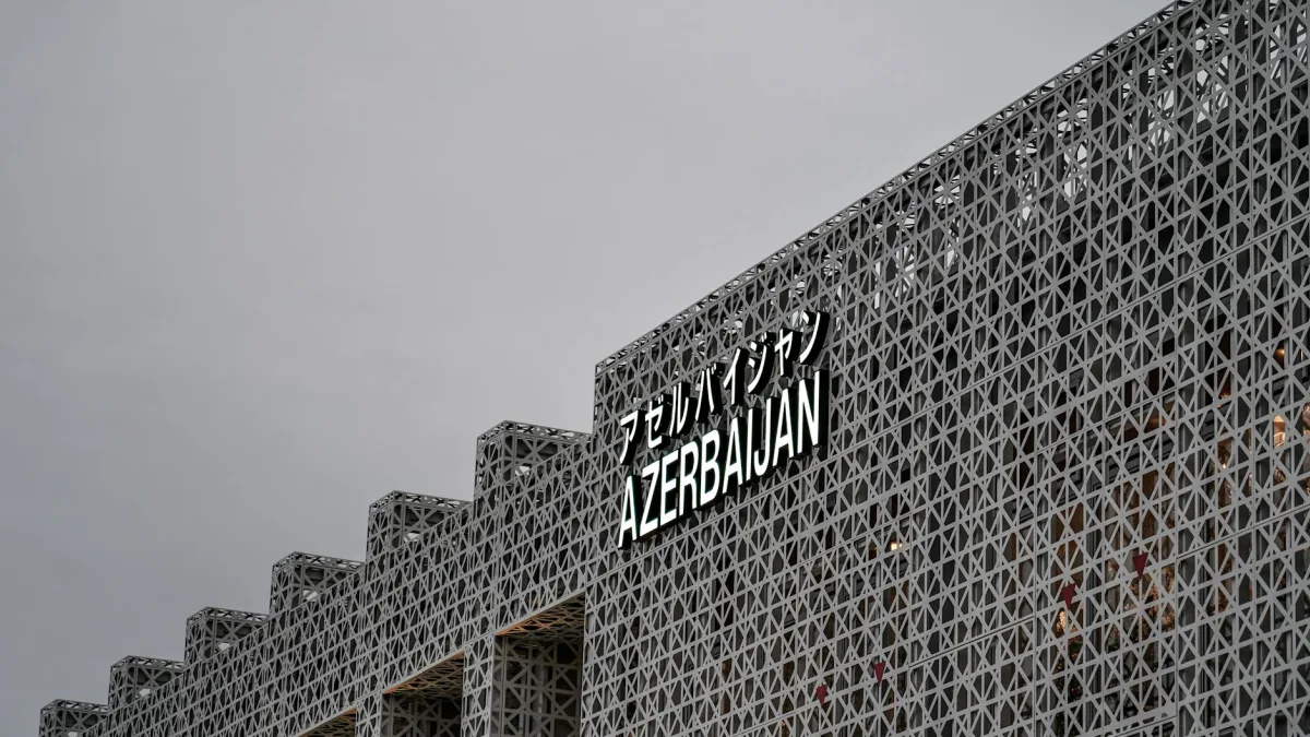 Delta (DAL) and Starbucks (SBUX) Added to Deutsche Bank's List