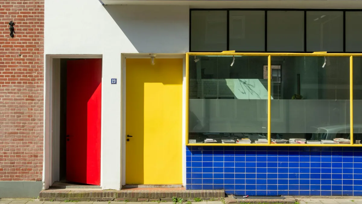 Cocoa Prices Drop but Easter Eggs Remain High-Priced