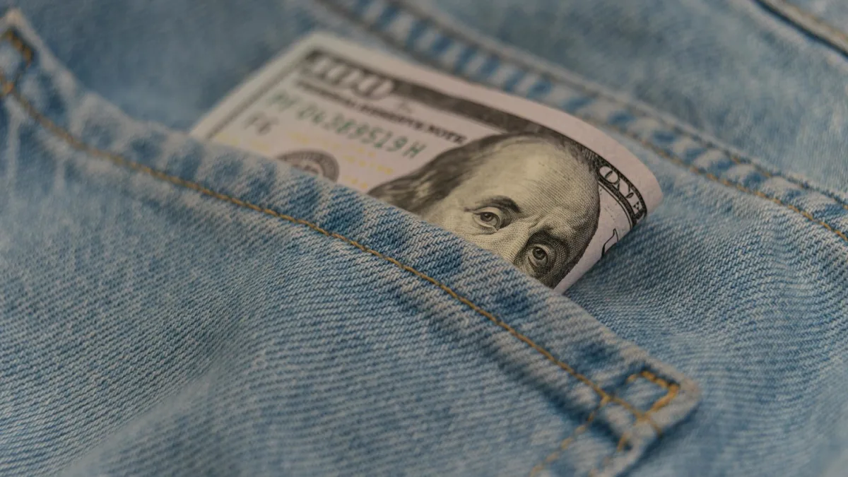 Dividend Stock Recommendation: $120 Investment in XYZ