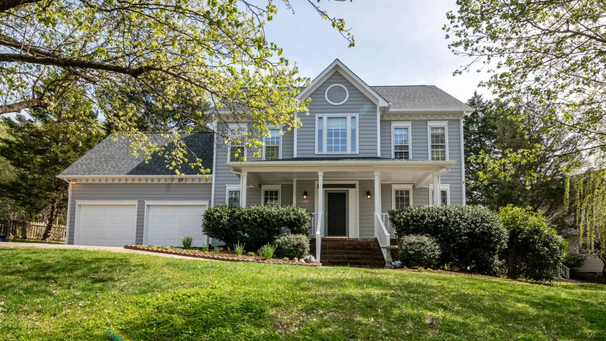 Apollo (APO) Acquires Gatehouse Living for UK Housing Expansion