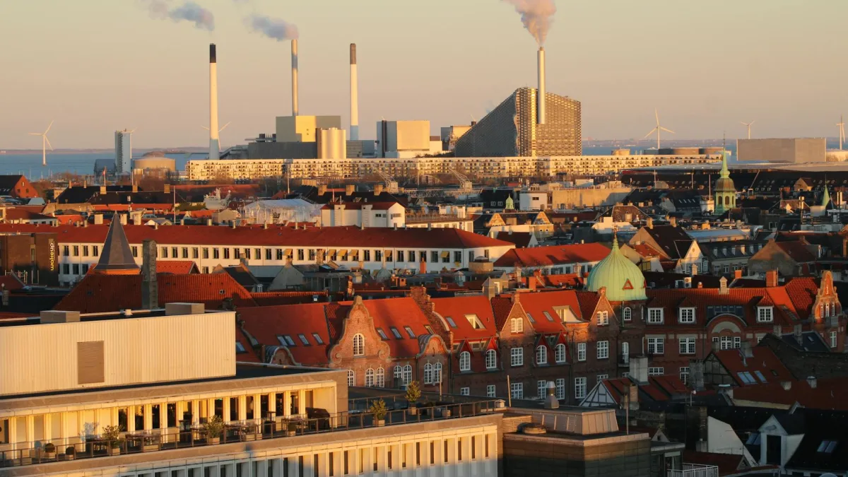 Kenya private sector activity shrinks for first time since August 2025