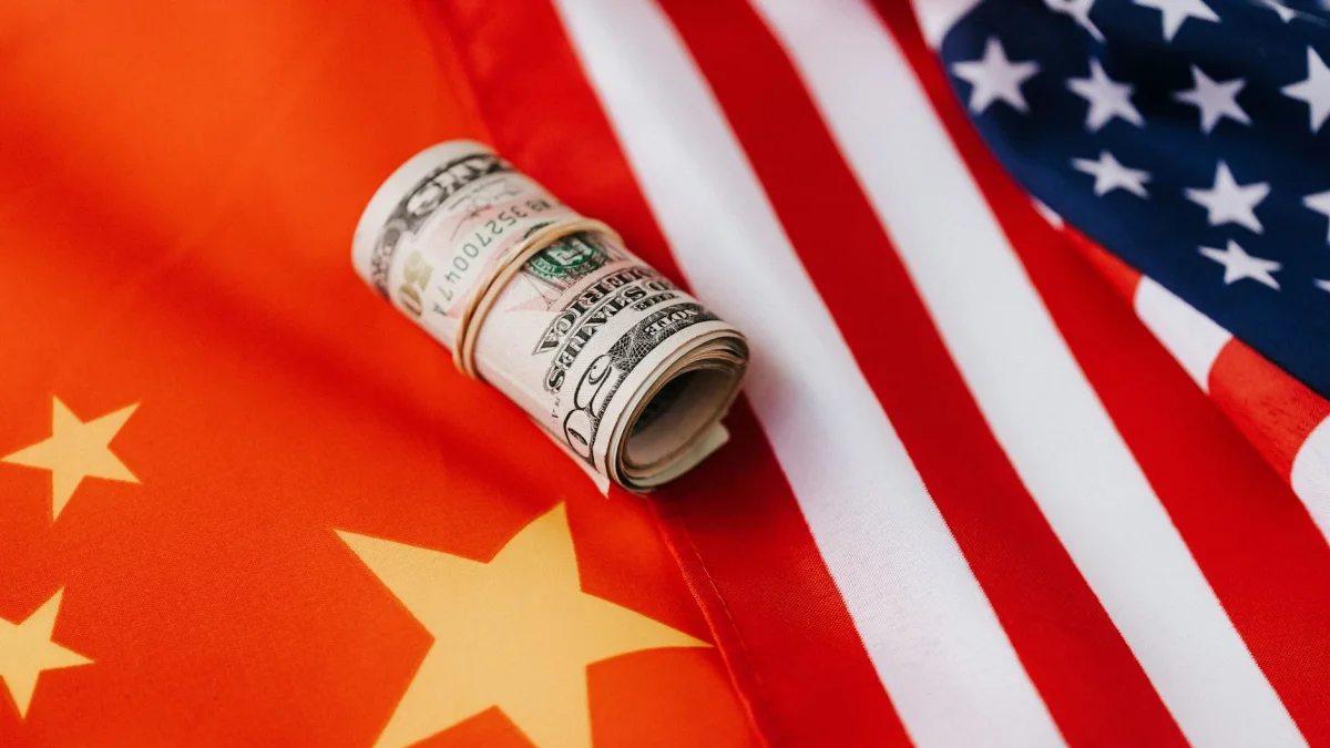 Tech Stocks Shift Amid War; $700B AI Infrastructure Spending Estimated