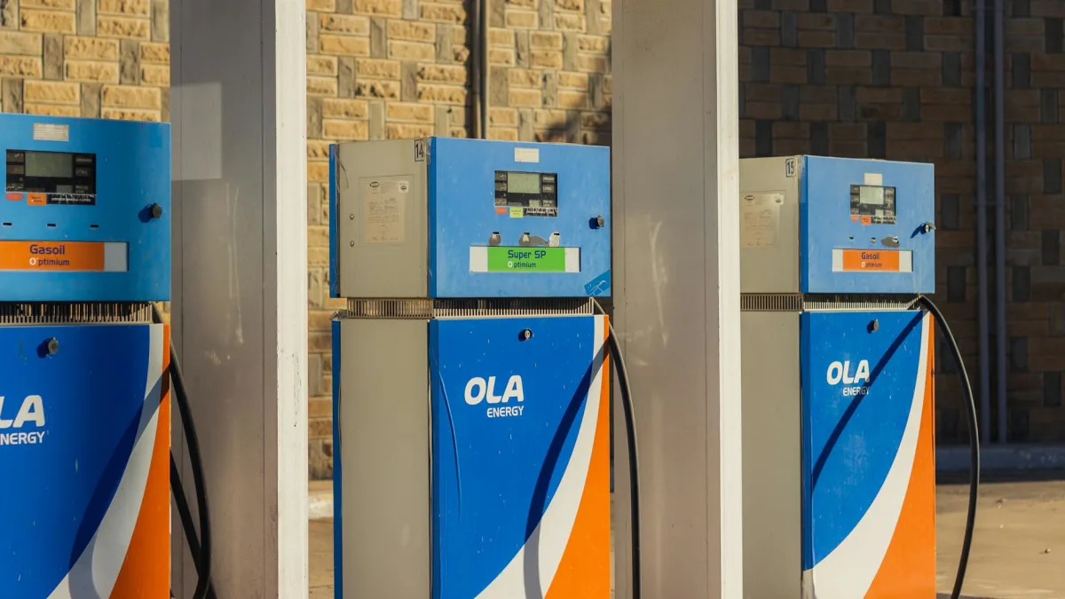 U.S. Oil Prices Drop 15% Amid Iran Ceasefire Violations