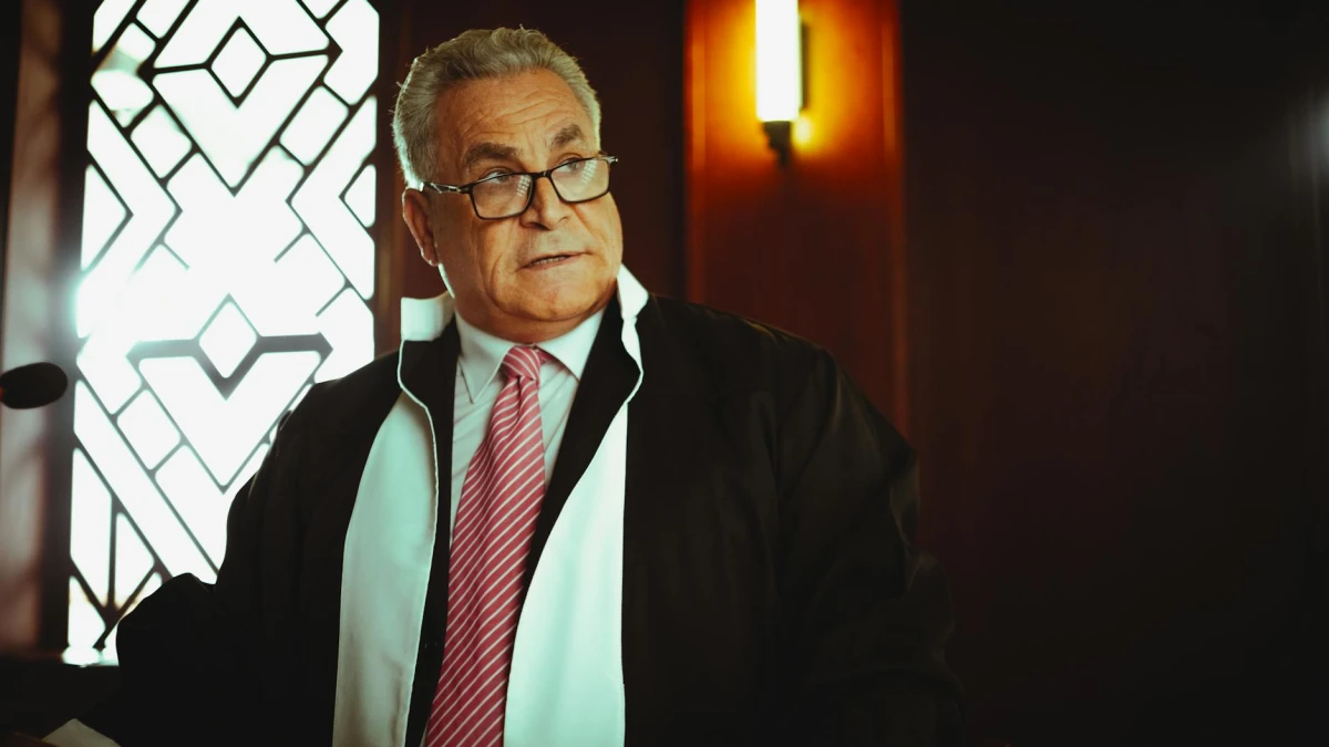 Paramount (PARA) President Jeff Shell Steps Down Amid Legal Issues