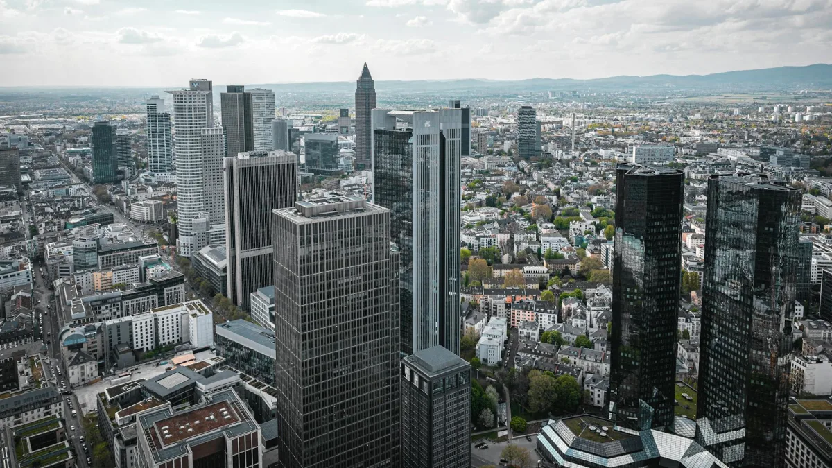 Deutsche Bank Identifies China Energy as Market Winner