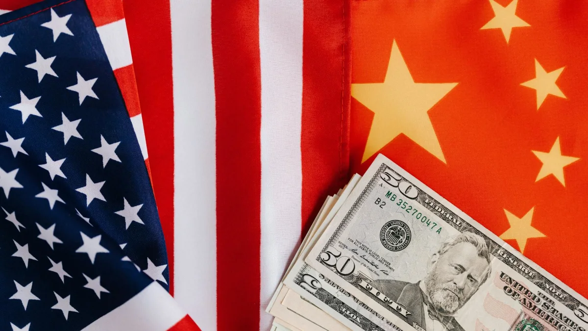 China's Factory Inflation Hits 0.5% Amid Iran War Price Shock