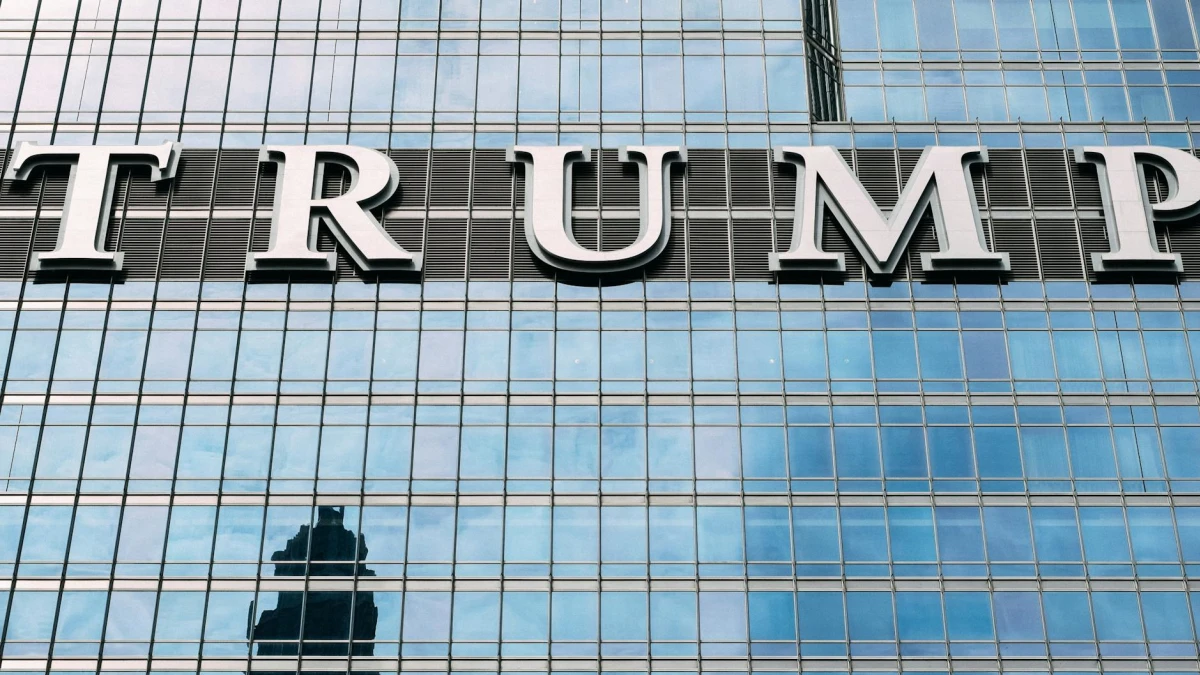 Trump Promises Mass Pardons Before Leaving Office