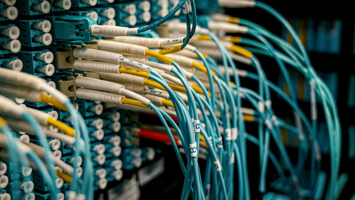 AI Networking Boom: Copper vs Optical Components Analysis