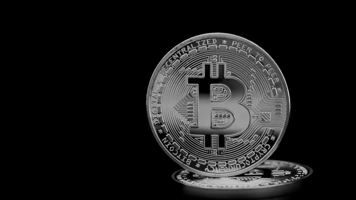 Bitcoin (BTC) faces challenge from quantum computing advancements