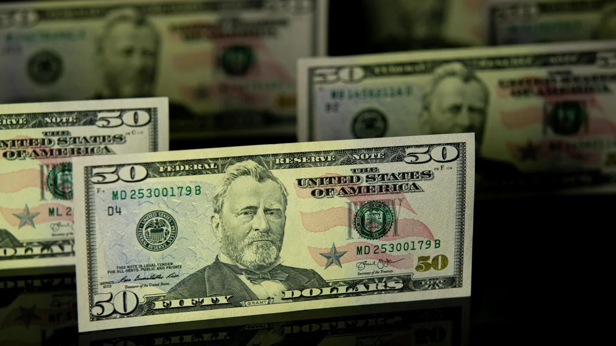 Palantir (PLTR) Worth Less Than $50, Michael Burry Bets Against it